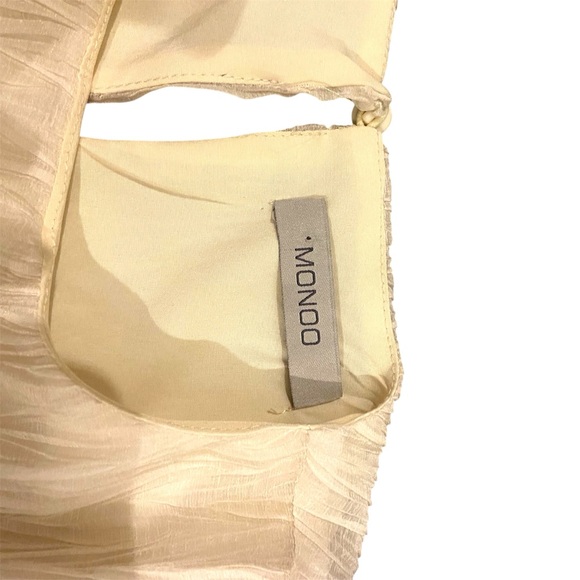 Off-White Ruffled Dress - Picture 3 of 9